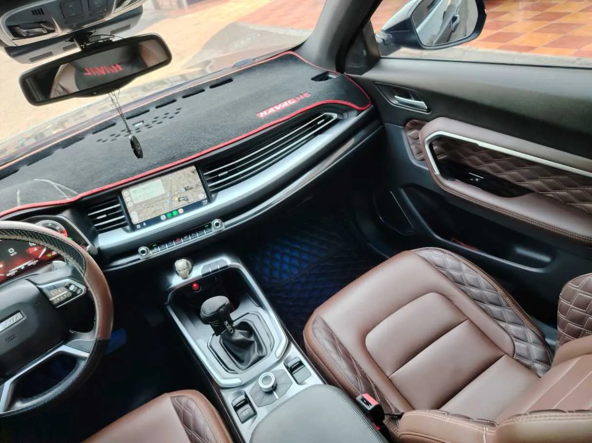 Car image 20