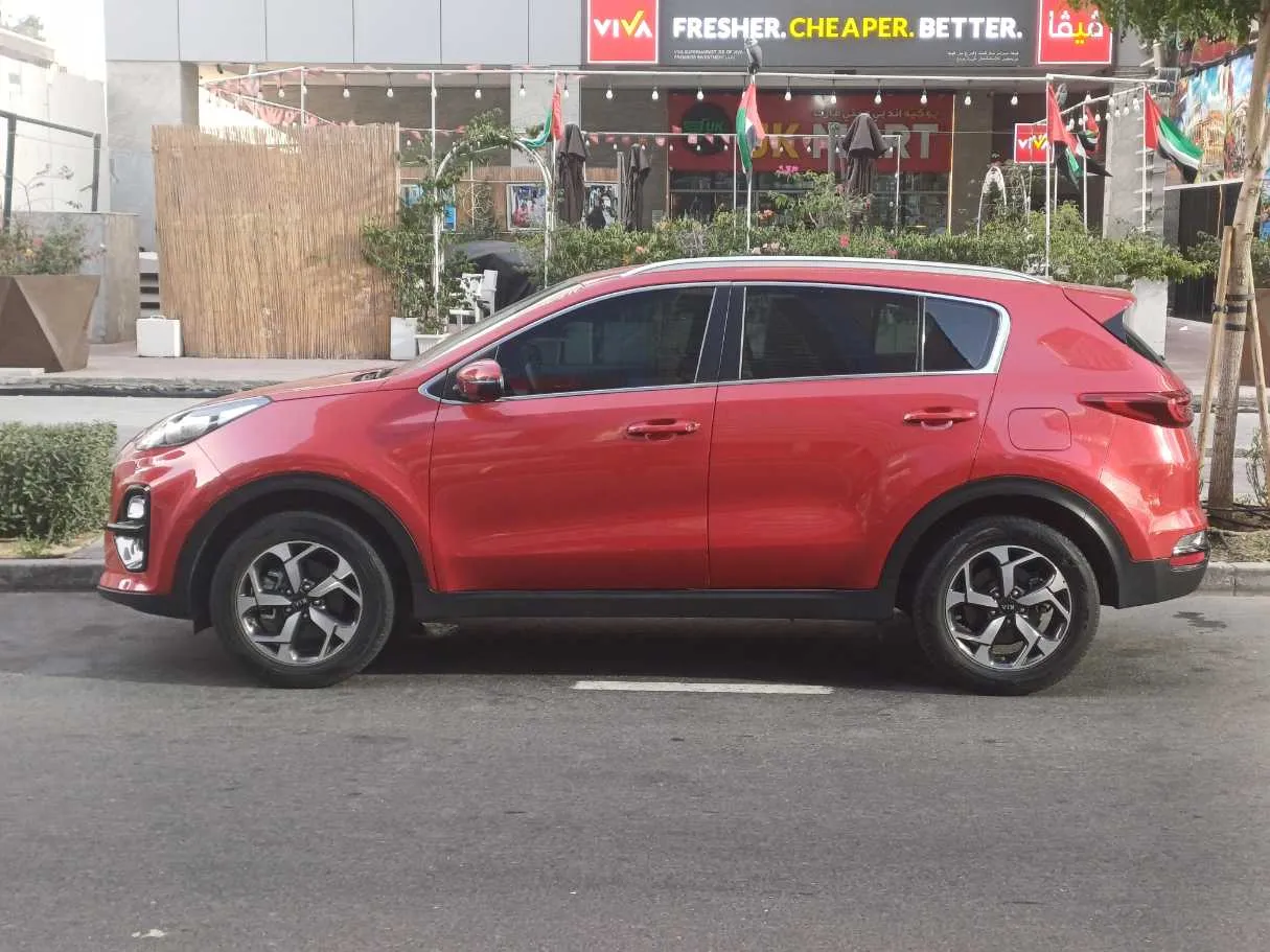 Car image 8