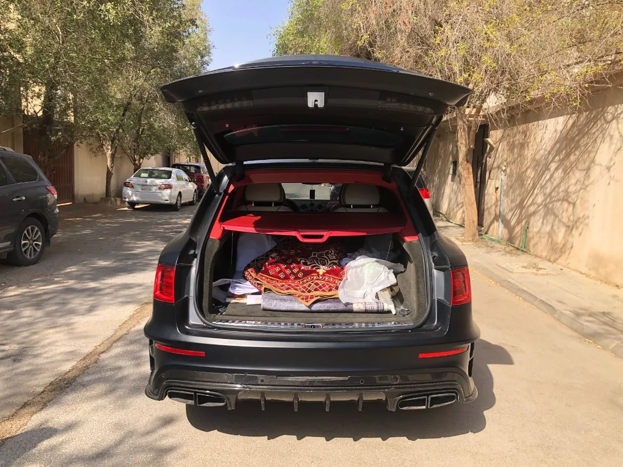 Car image 21