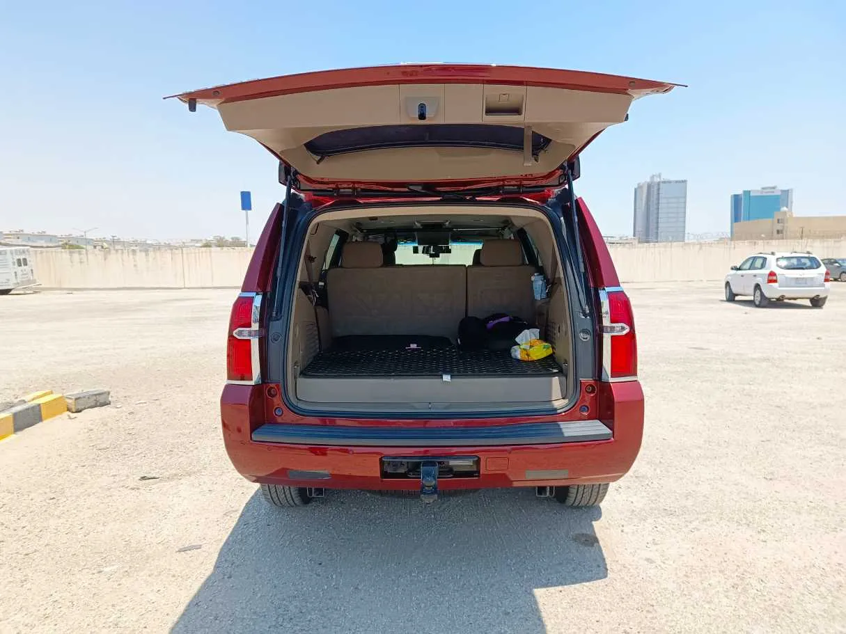 Car image 26