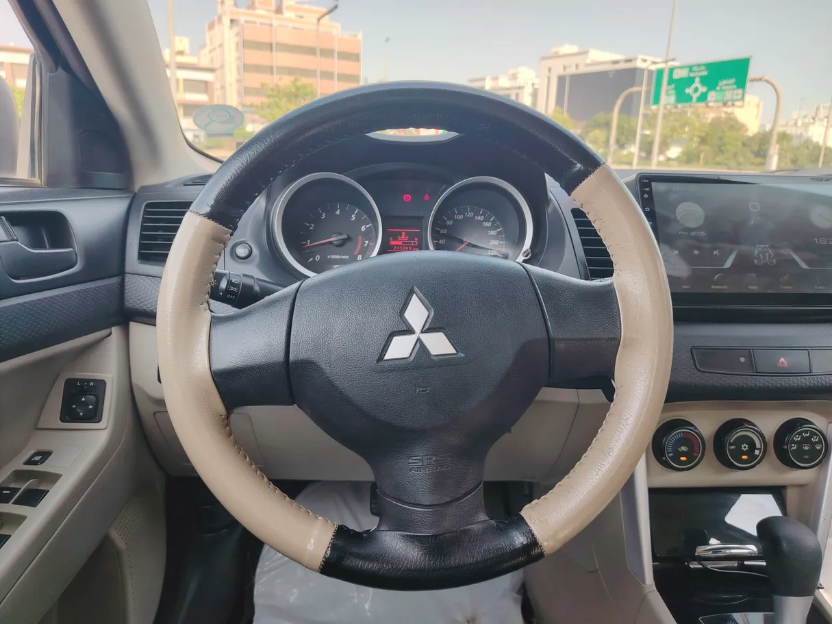 Car image 21