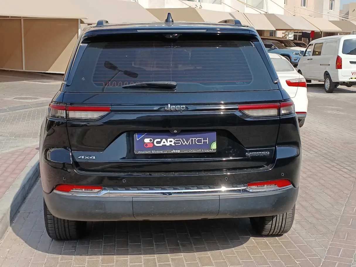 Car image 6