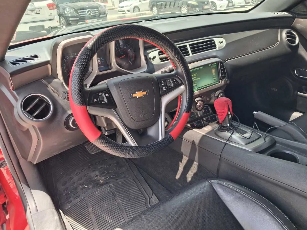 Car image 11