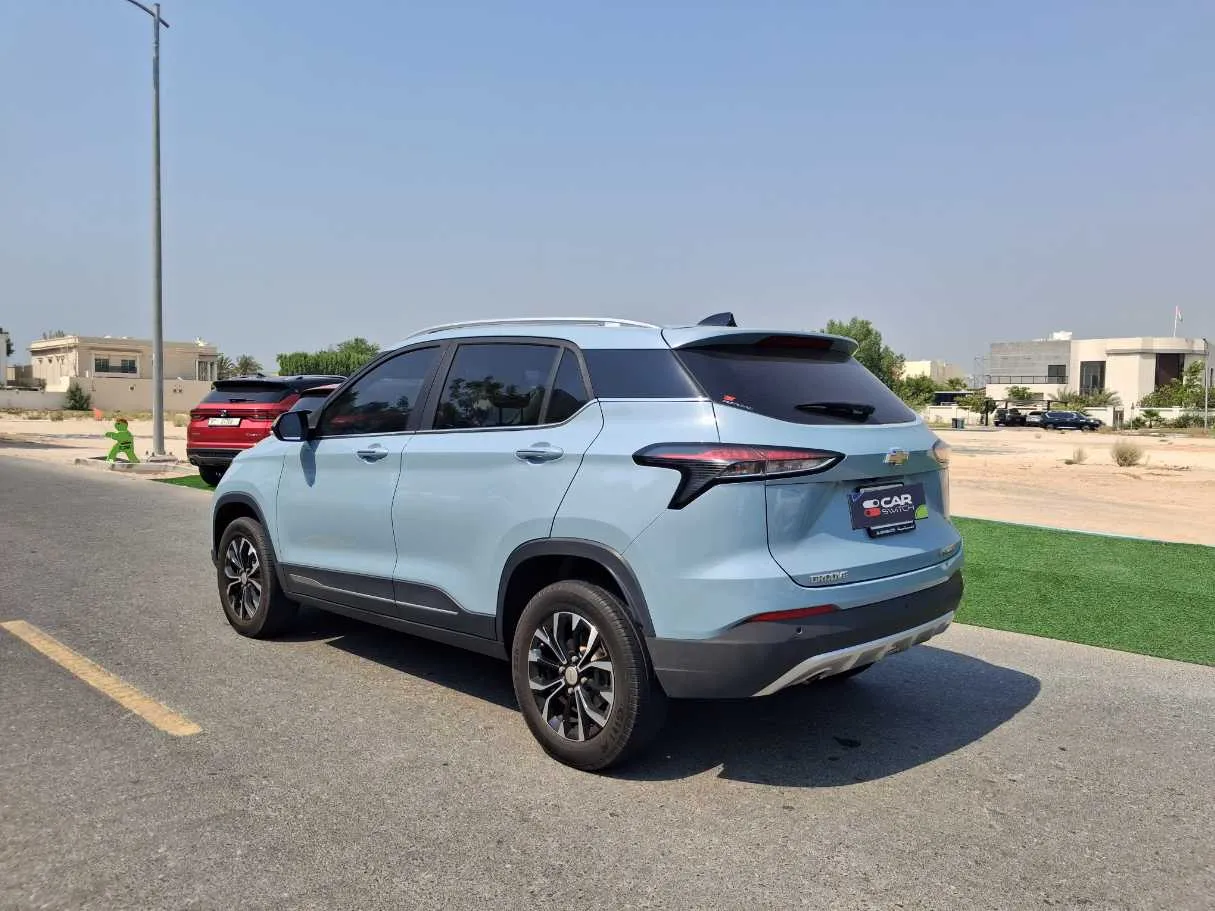 Car image 7