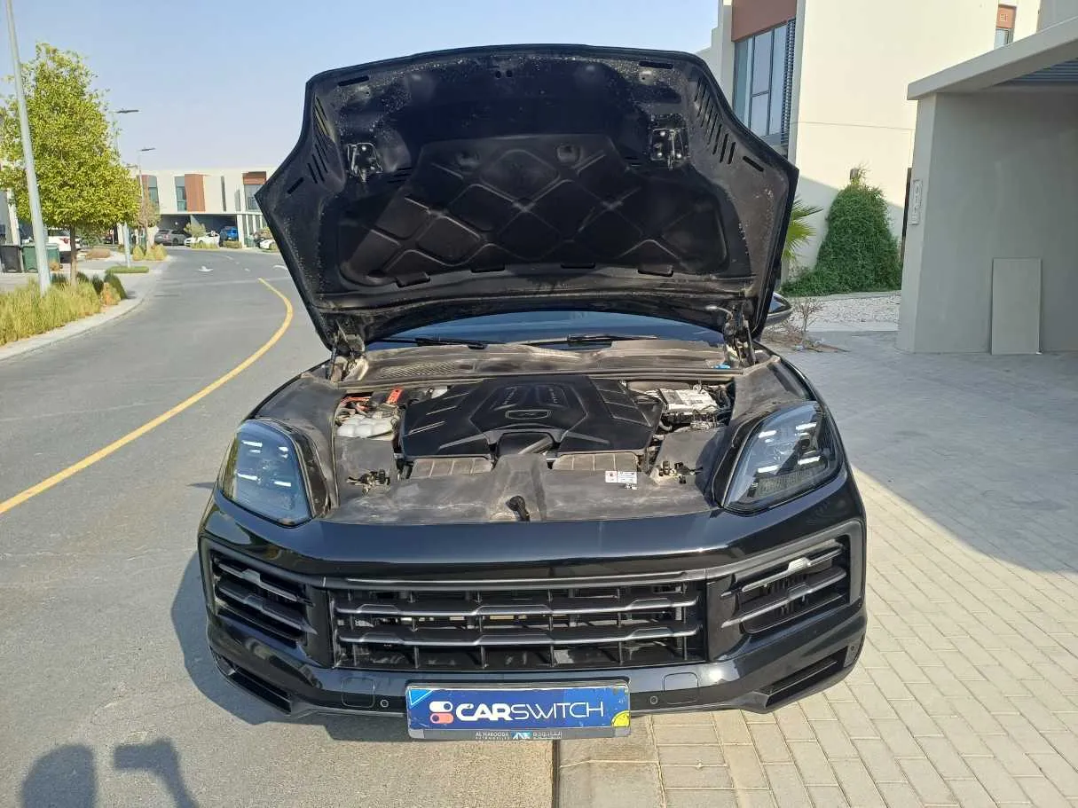 Car image 26