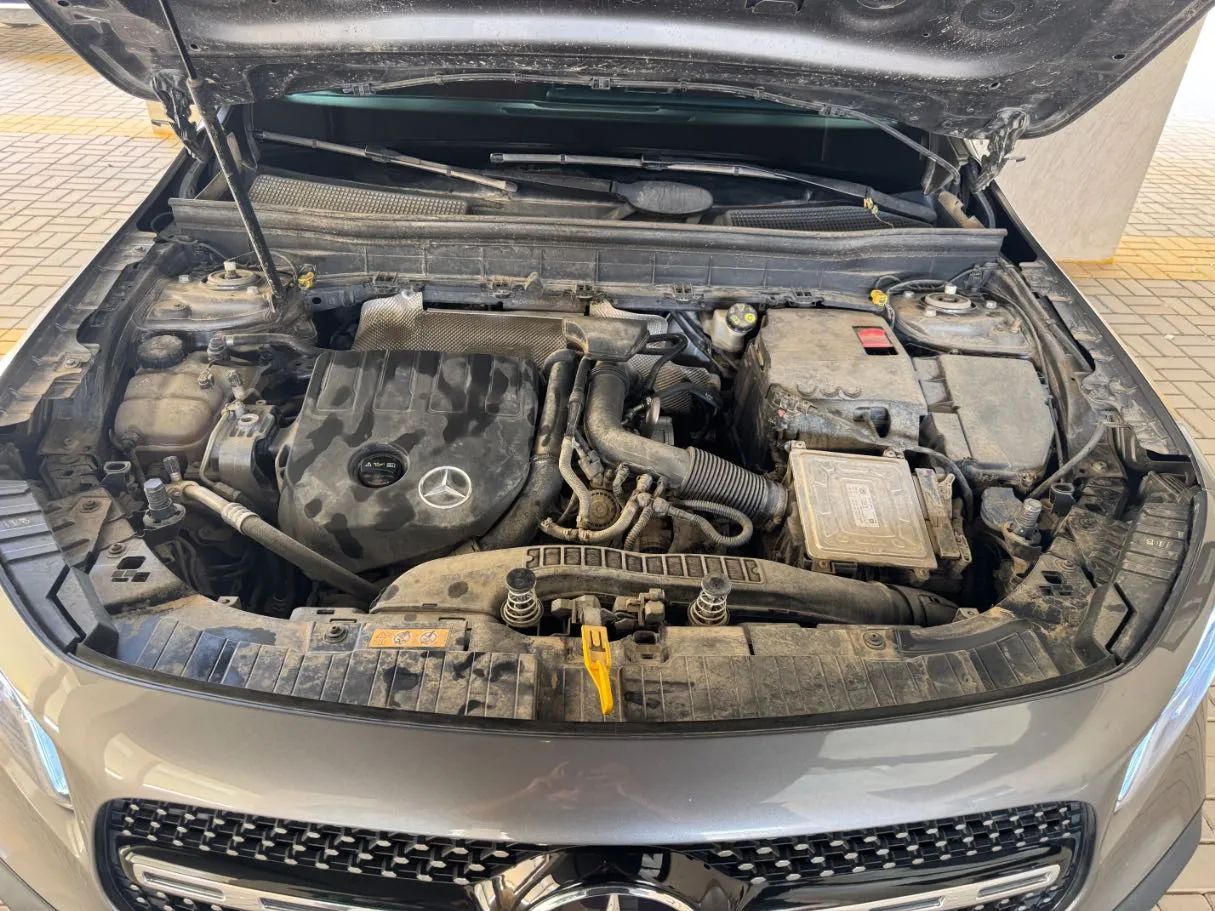 Car image 22