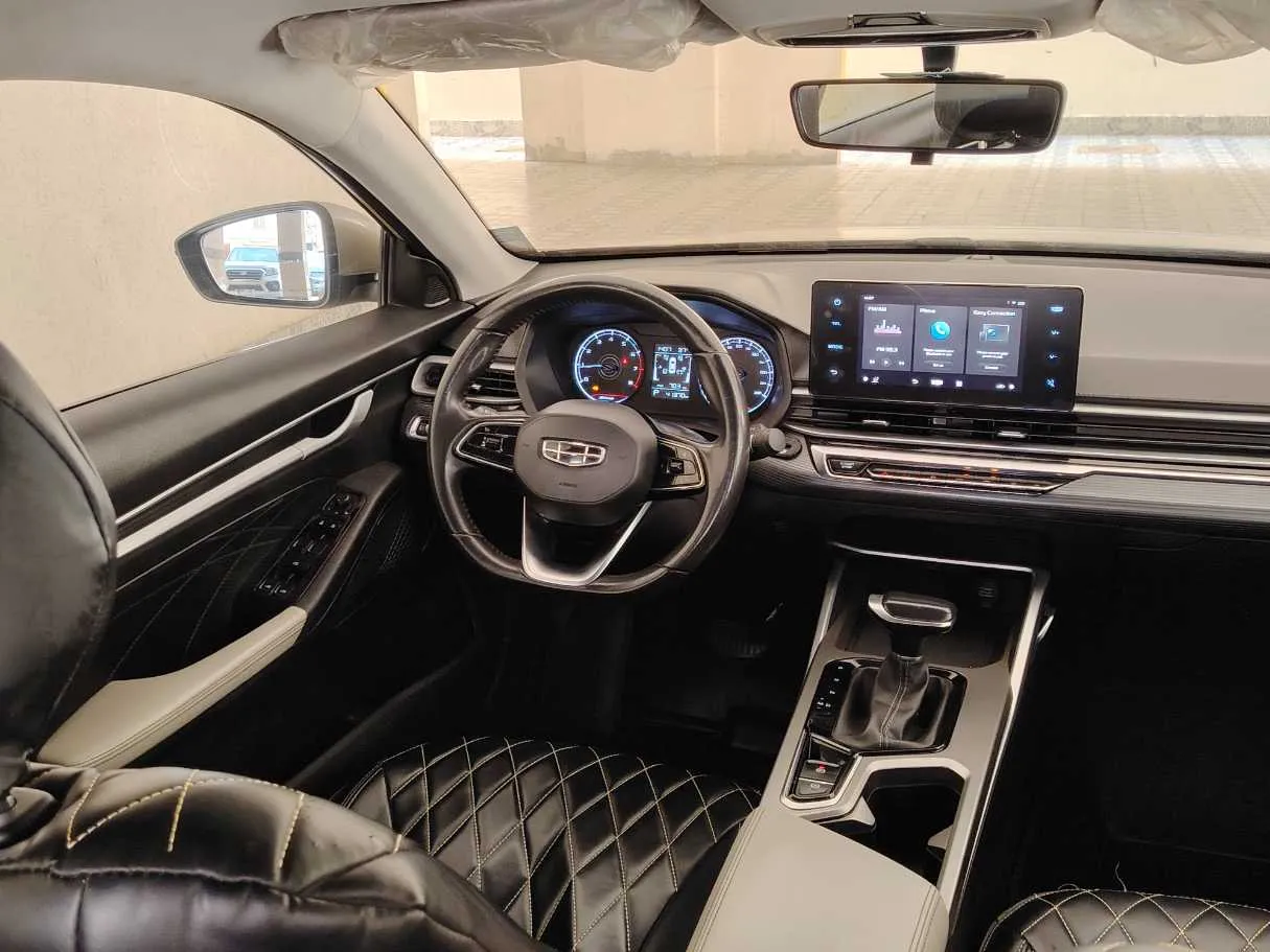Car image 20