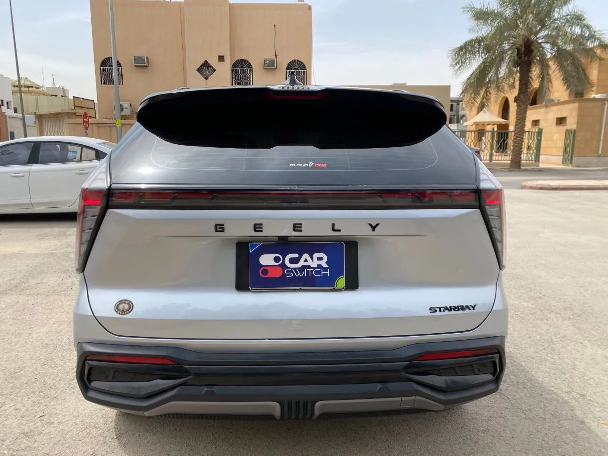 Car image 6