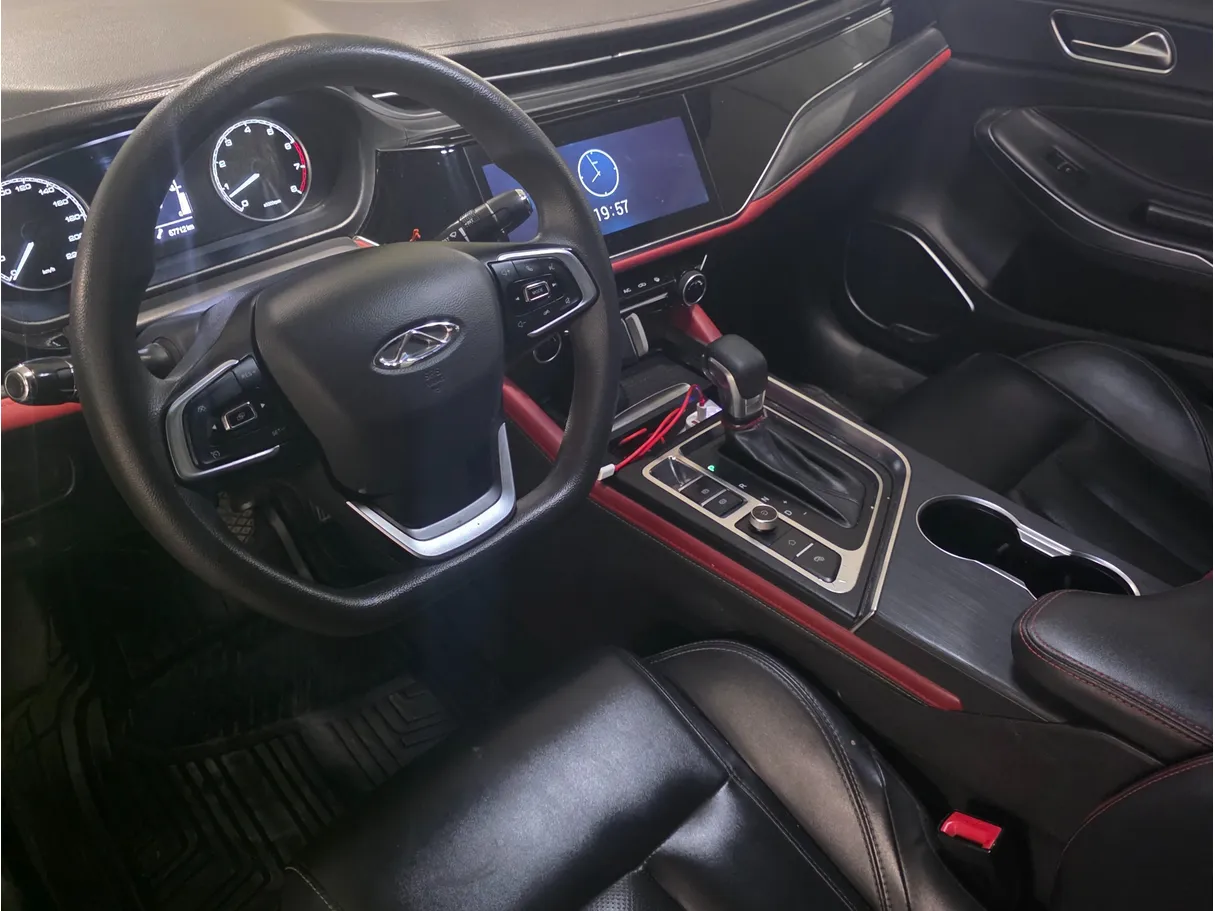 Car image 5