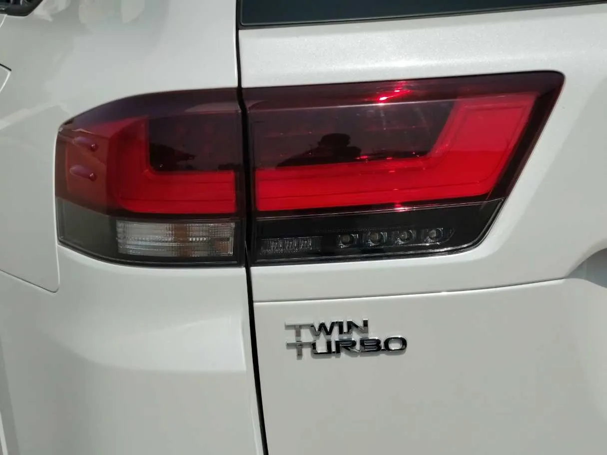 Car image 39