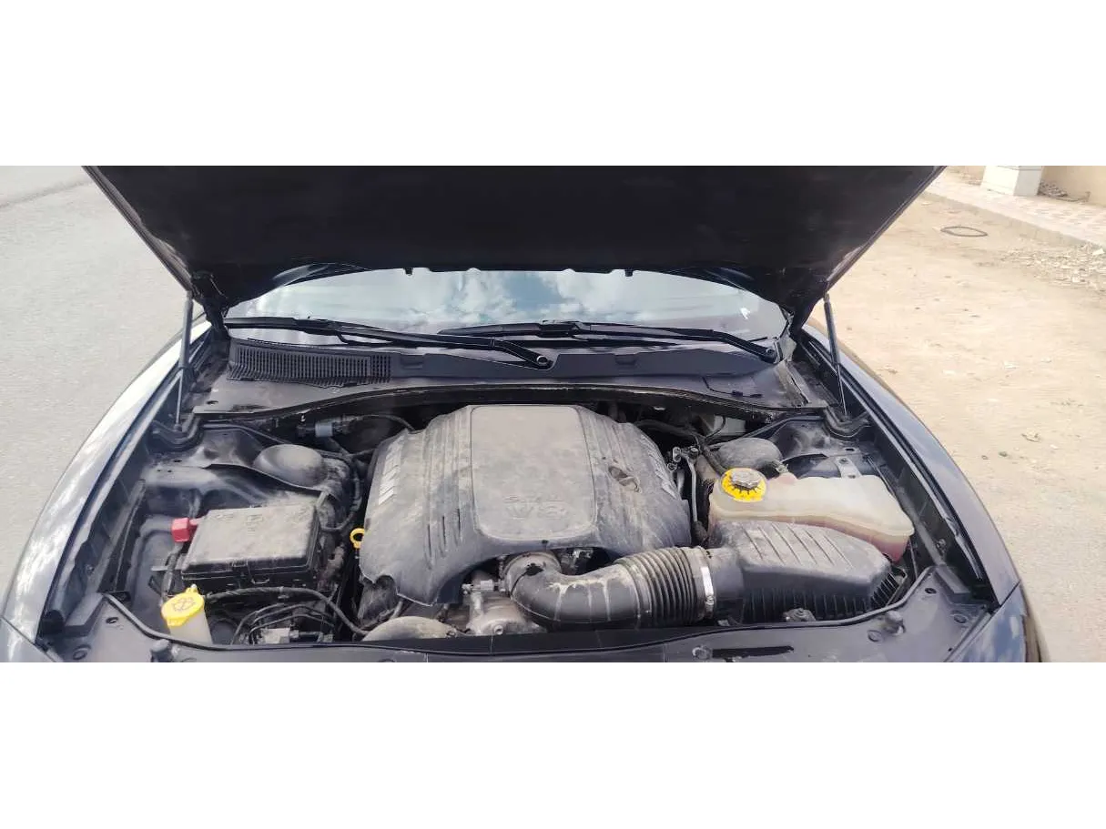 Car image 35