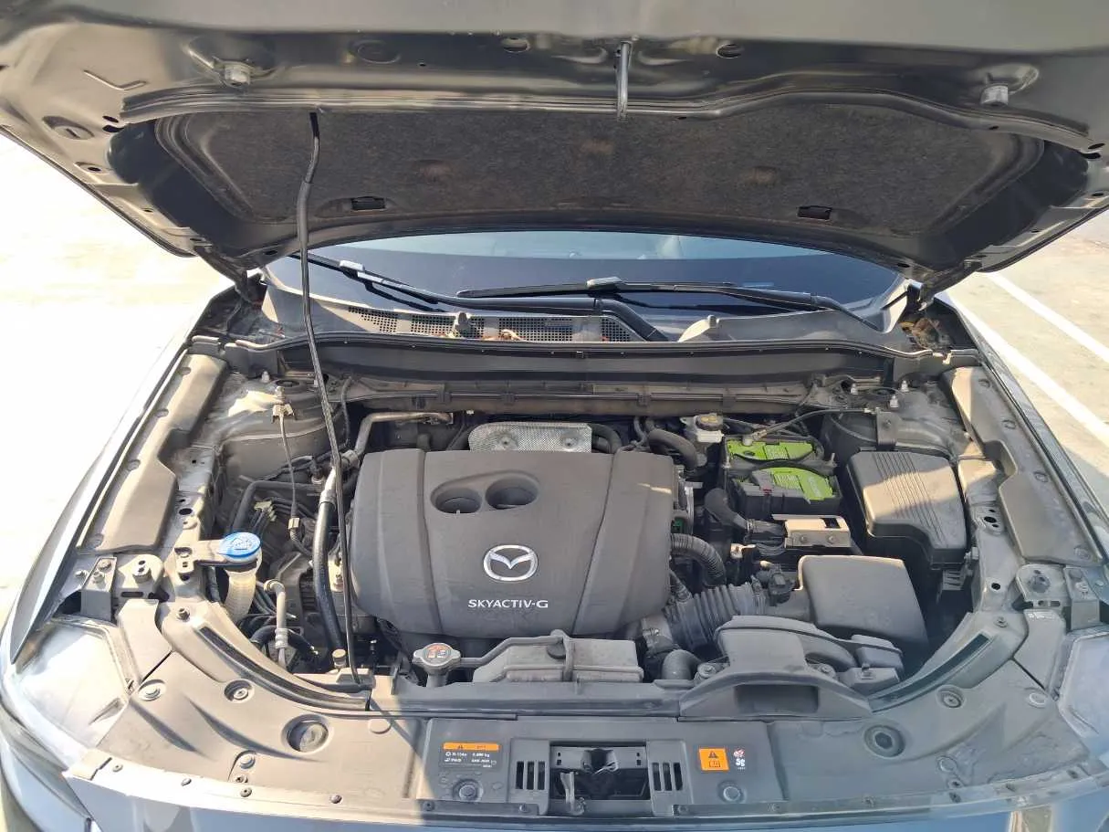 Car image 21