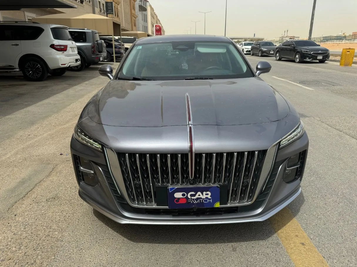 Car image 2