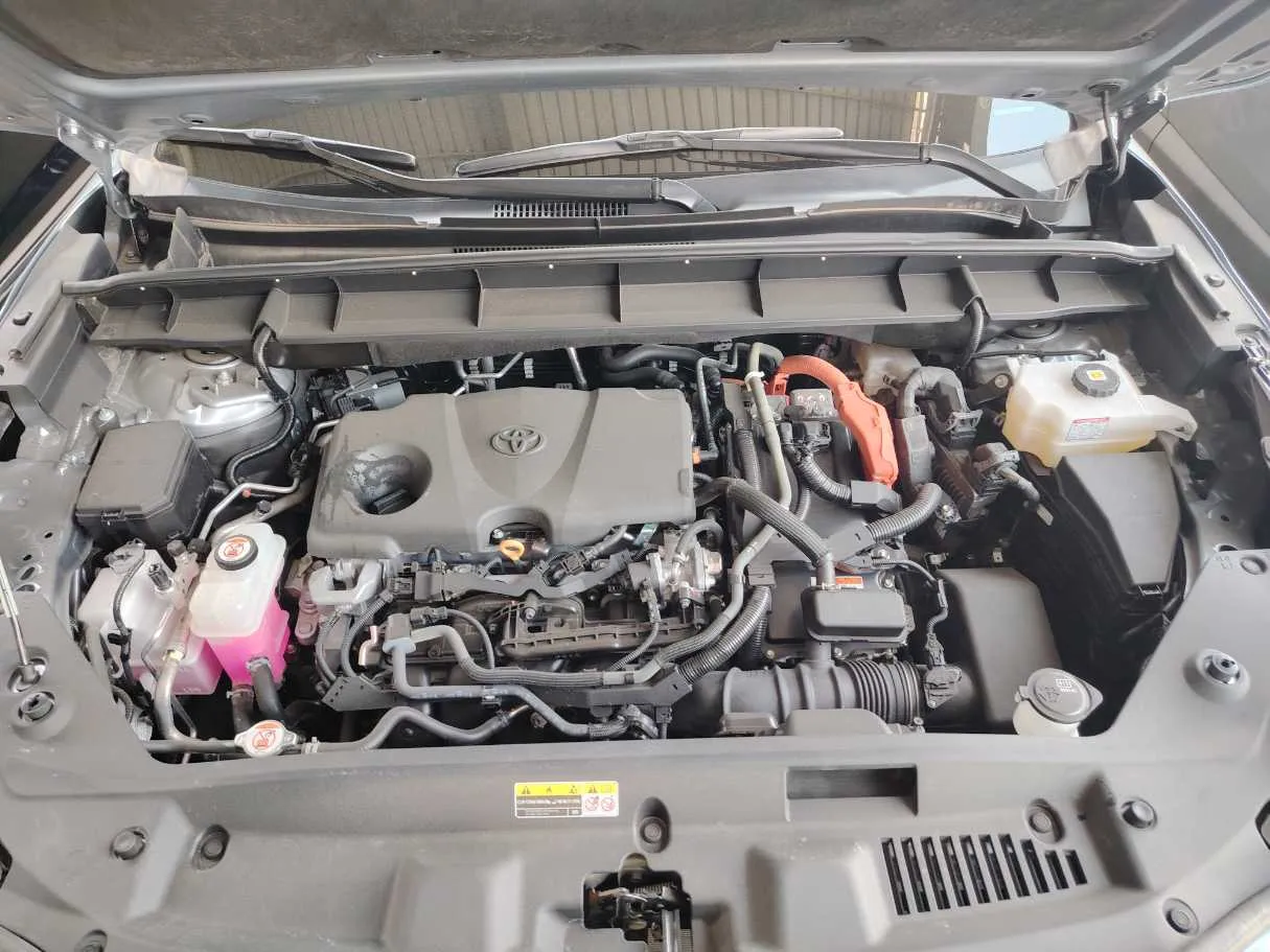 Car image 33