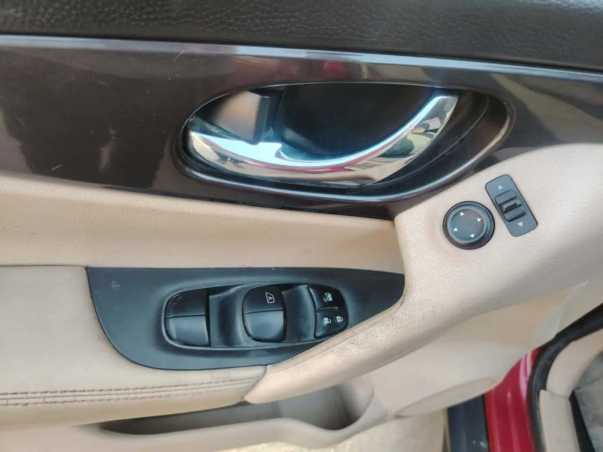 Car image 29