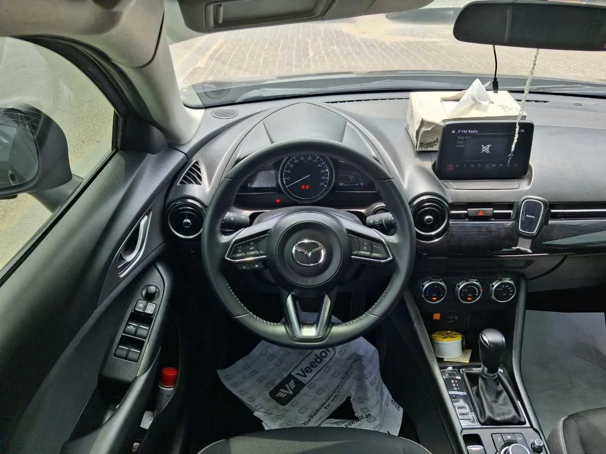 Car image 15