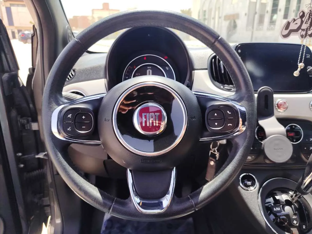 Car image 22
