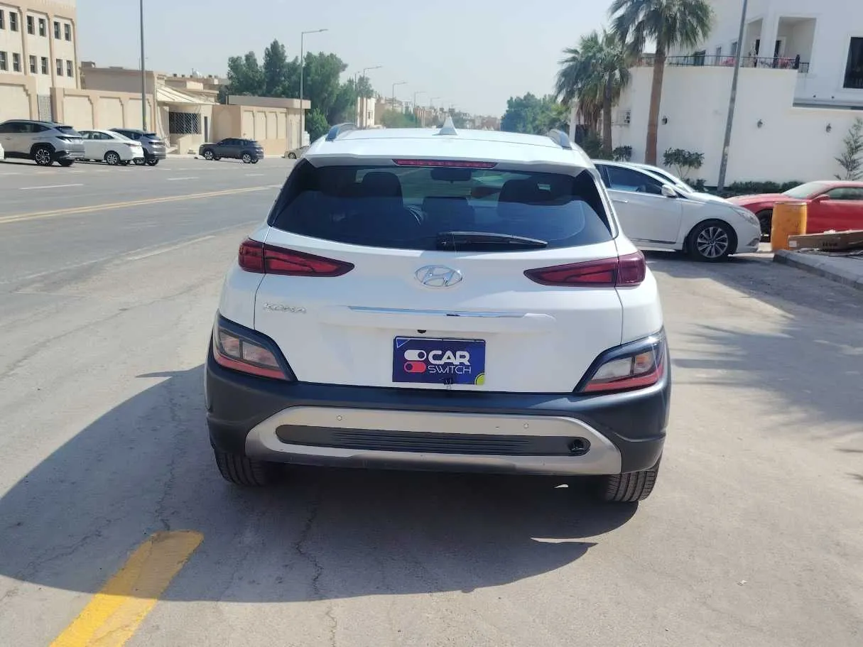 Car image 6