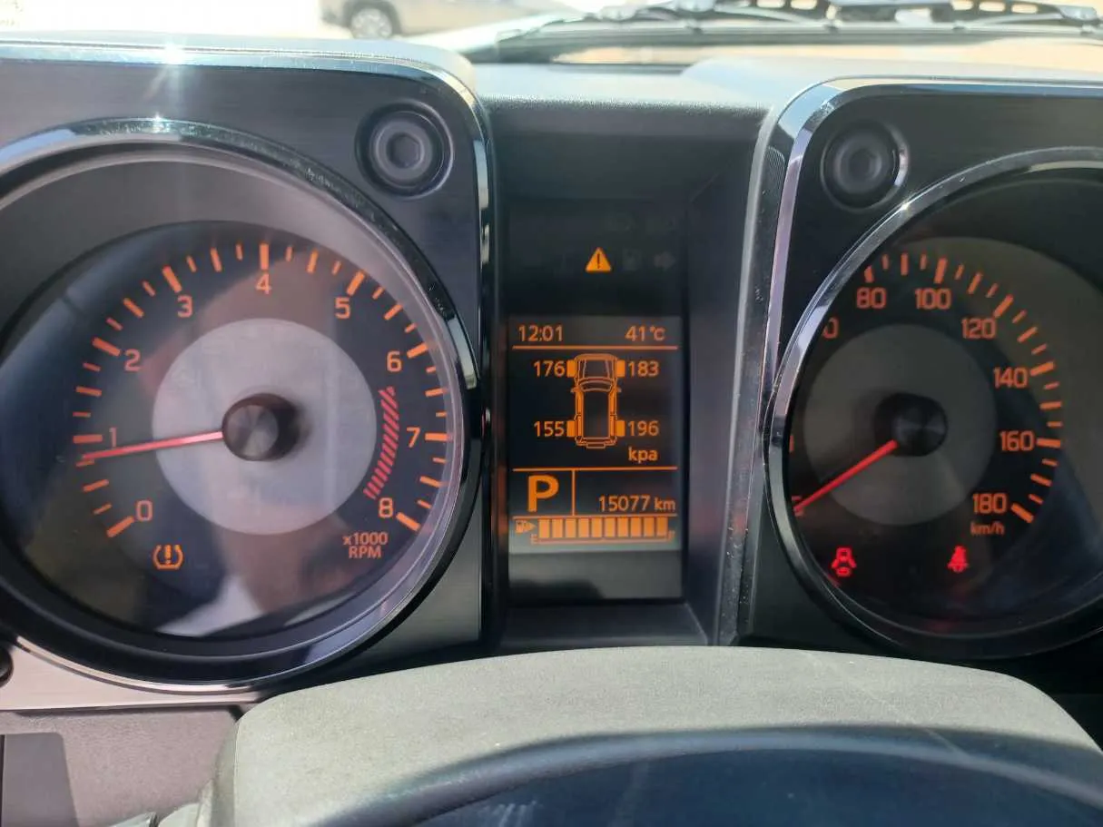 Car image 21