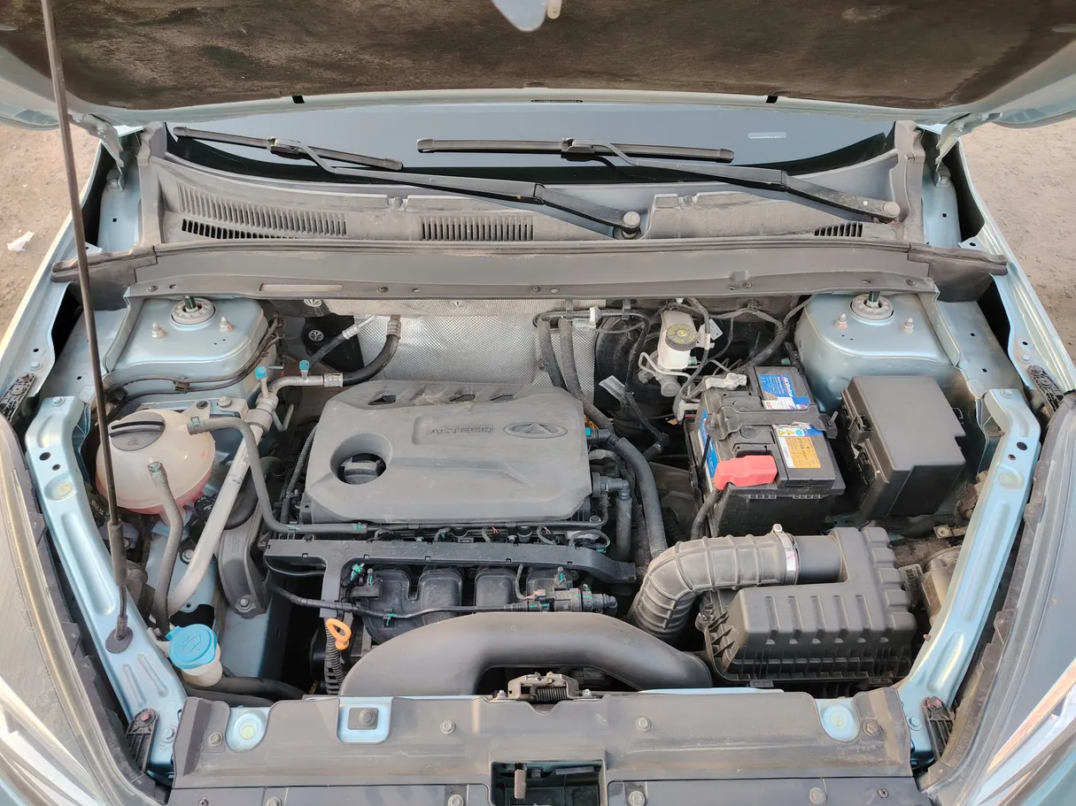 Car image 32