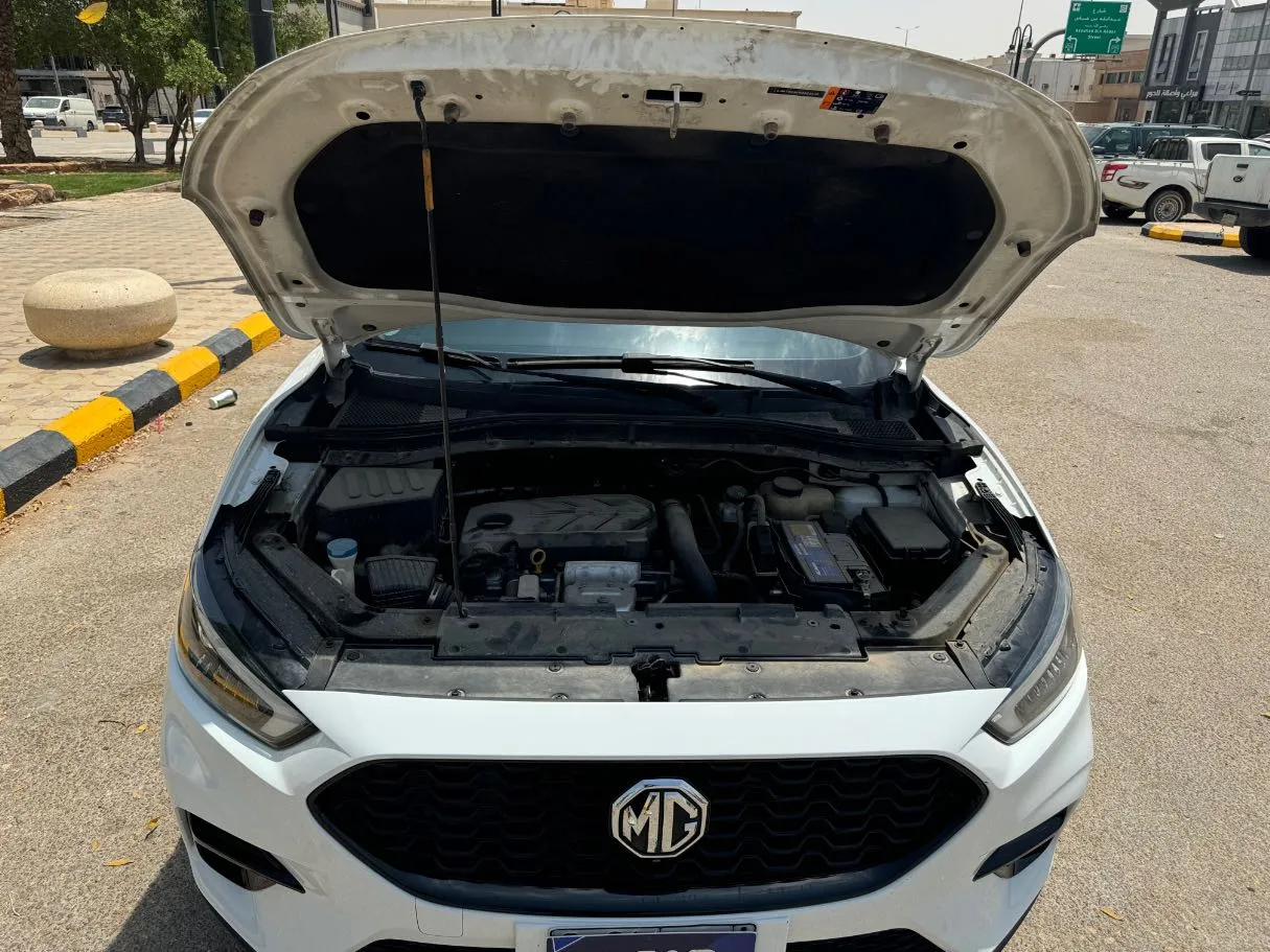 Car image 20