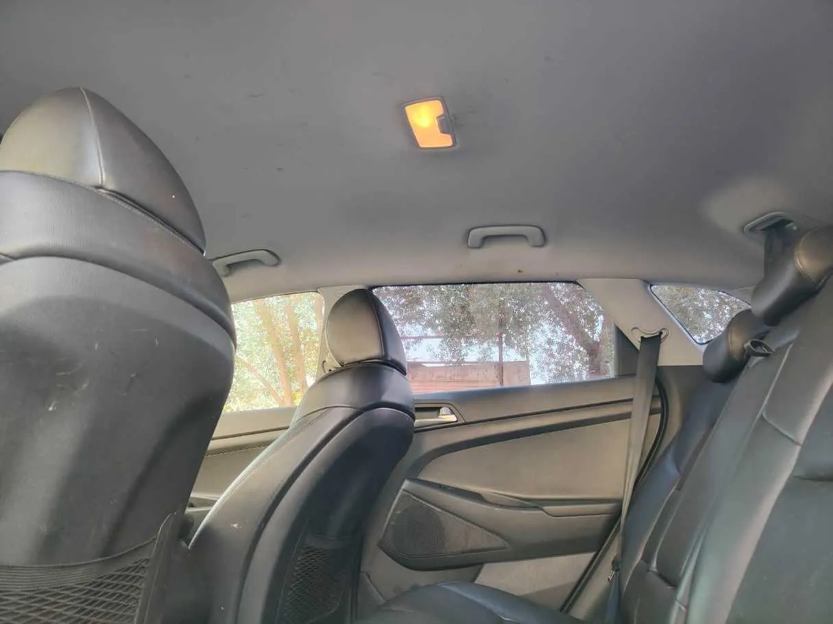 Car image 21