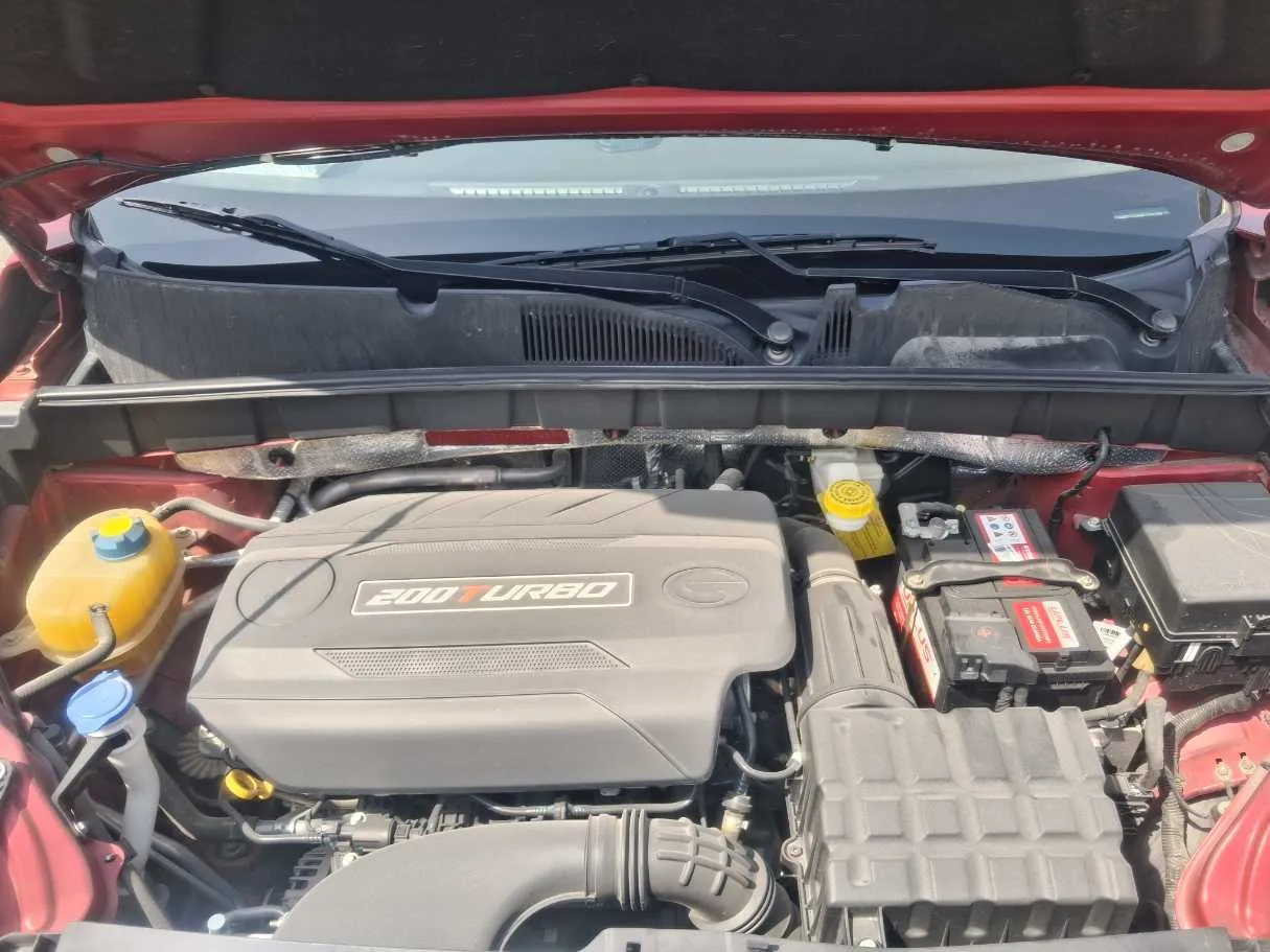 Car image 20