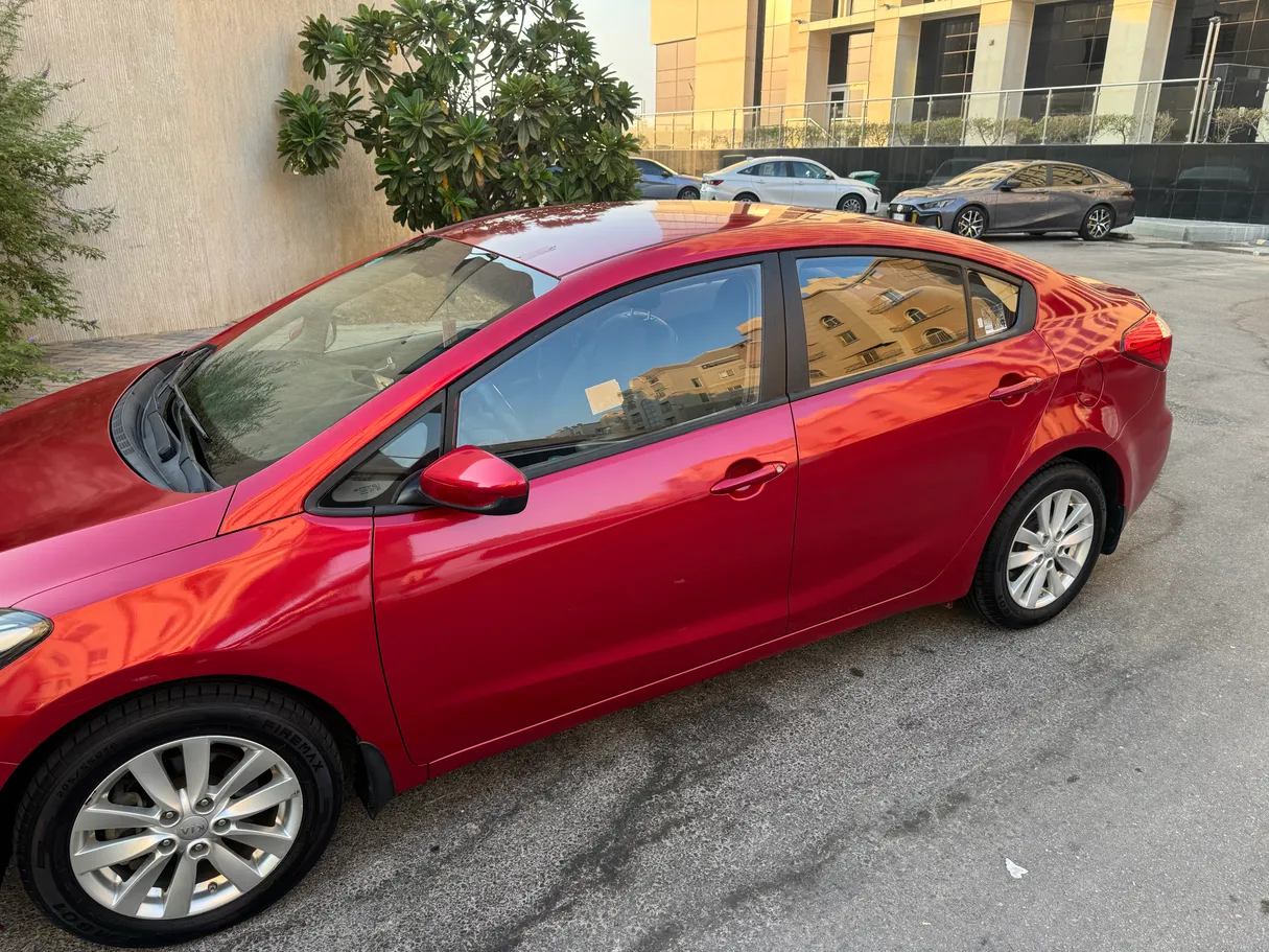 Car image 7