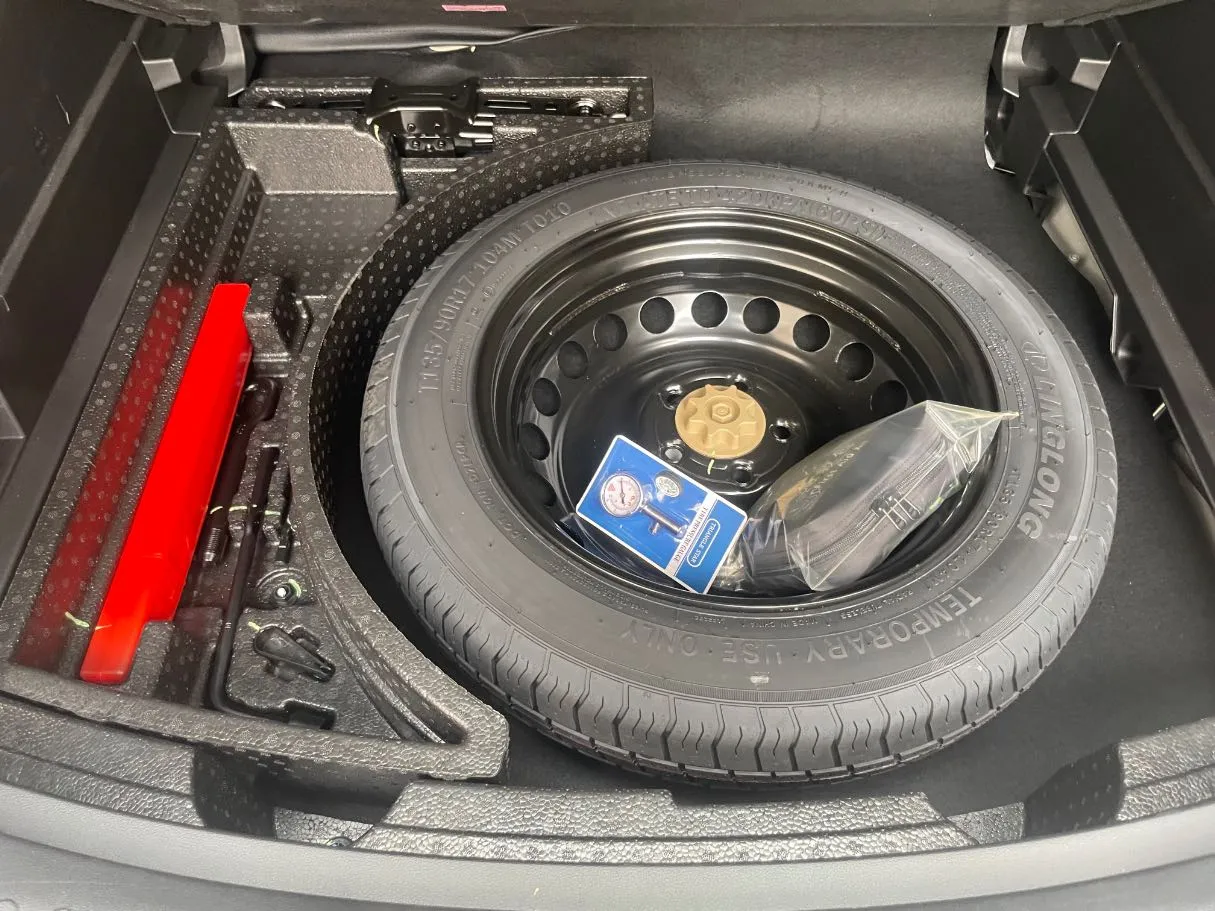 Car image 22