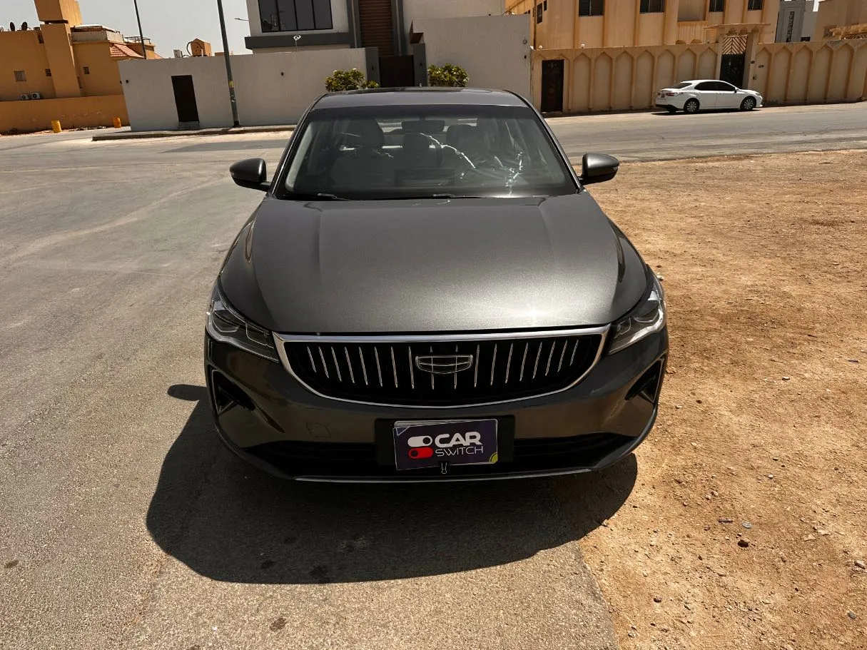 Car image 2