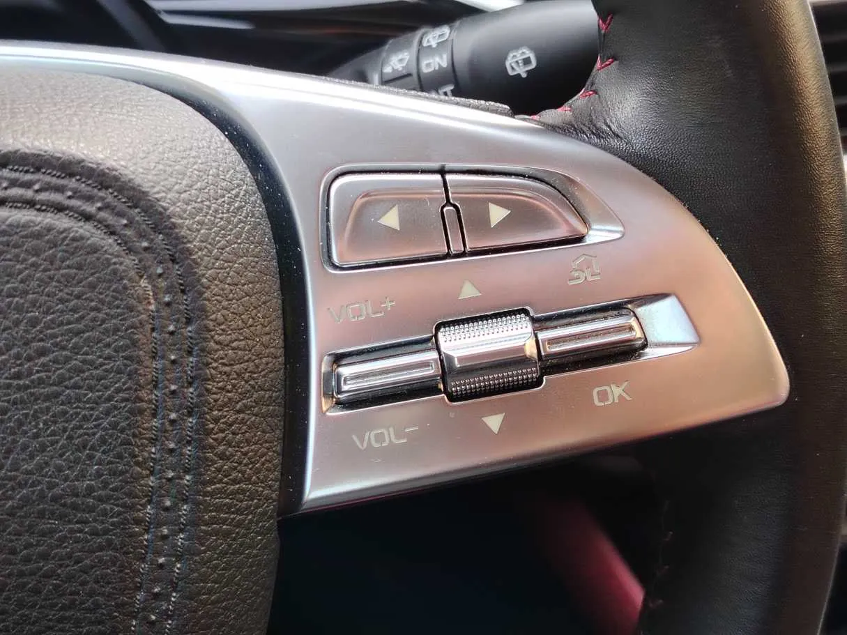 Car image 31