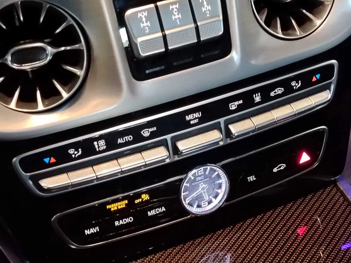 Car image 22