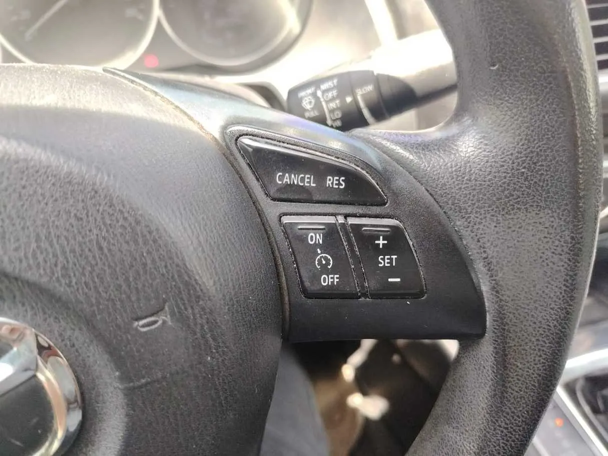 Car image 36