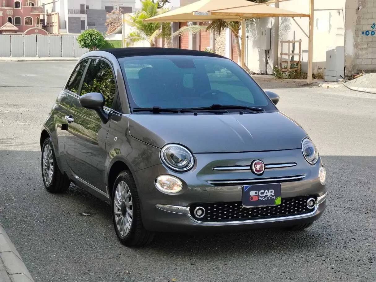 Car image 4