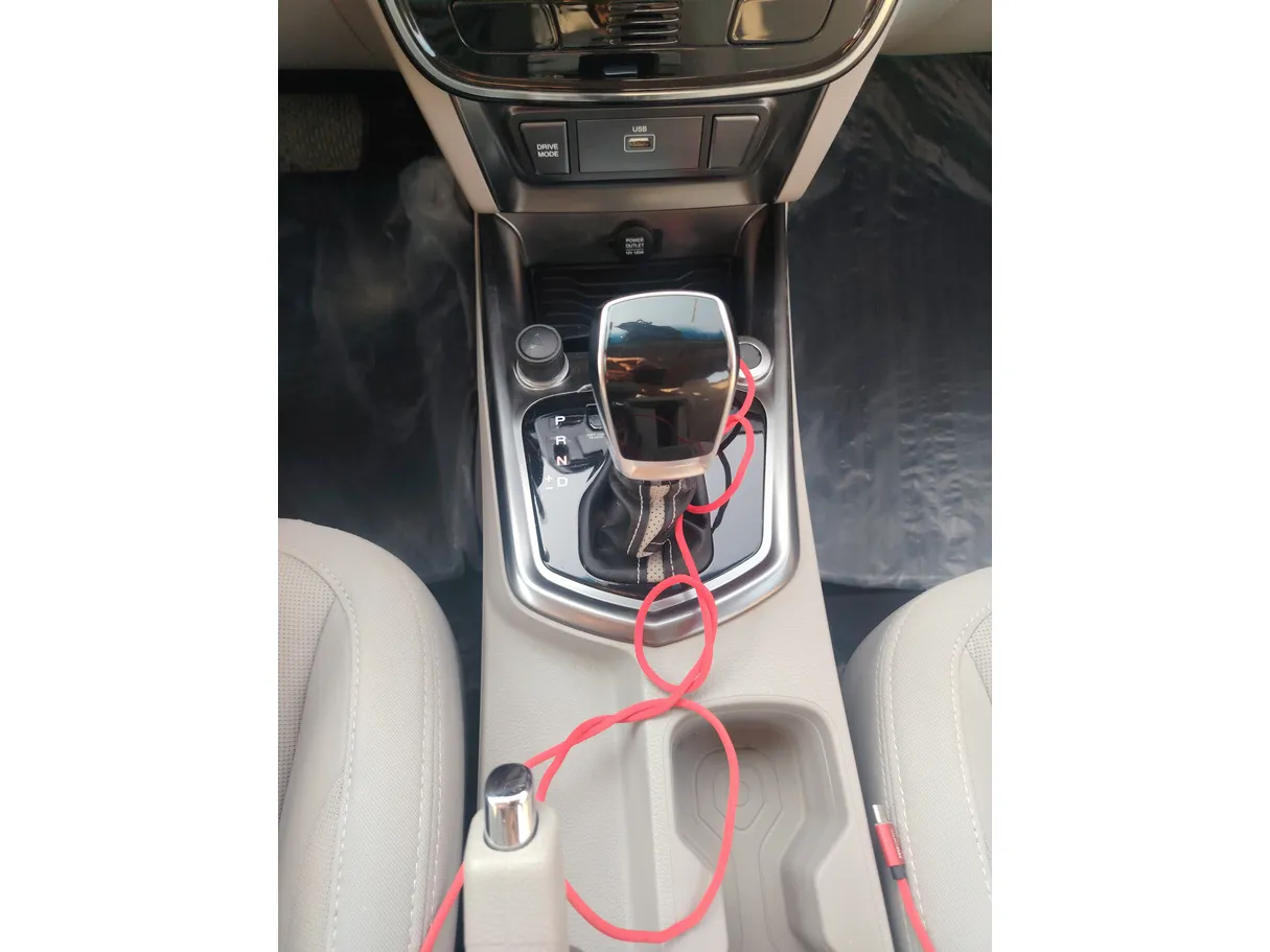 Car image 21