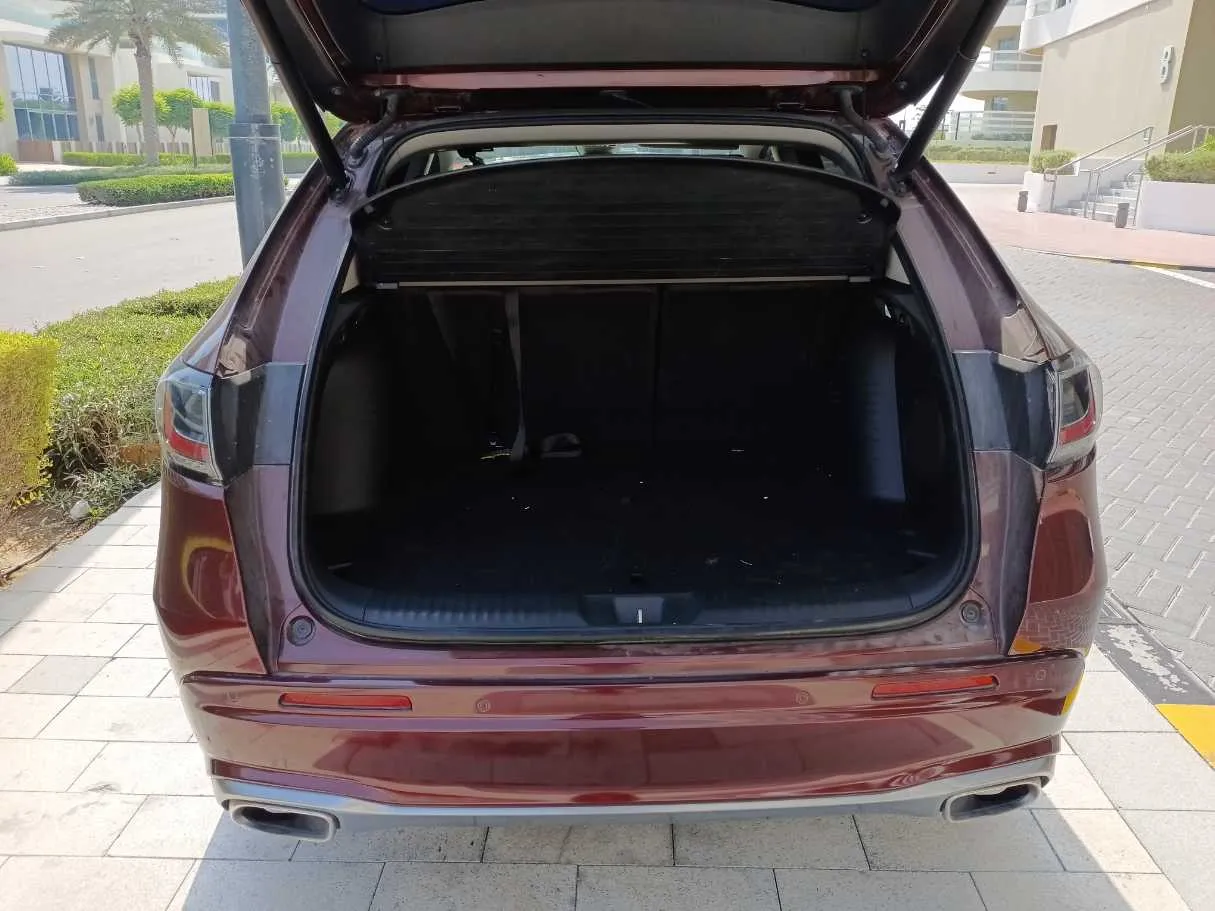 Car image 22