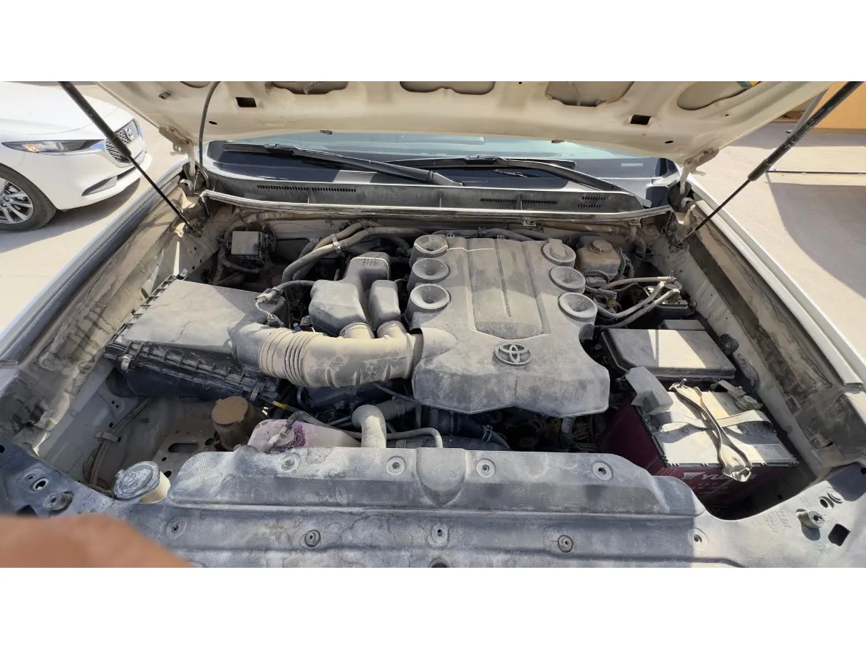 Car image 26