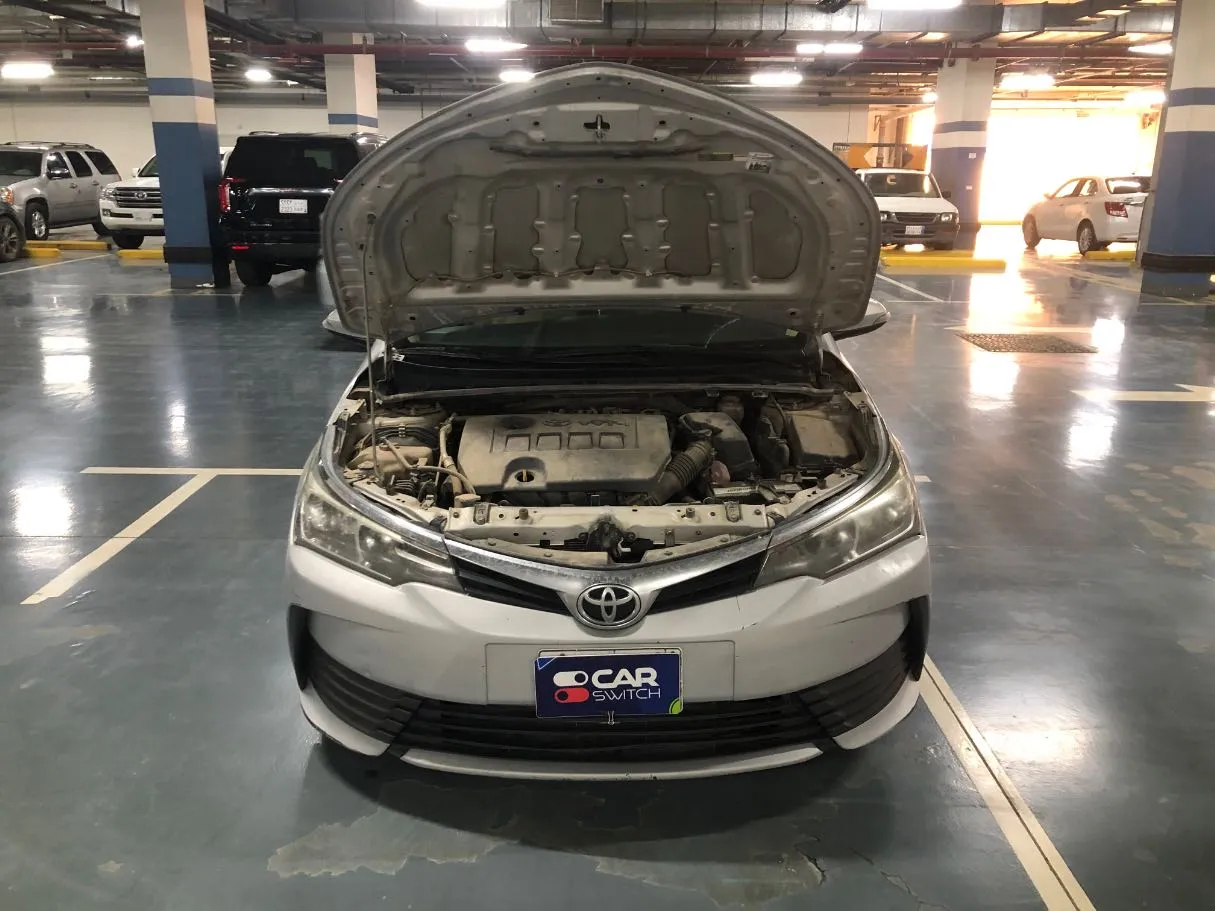 Car image 18