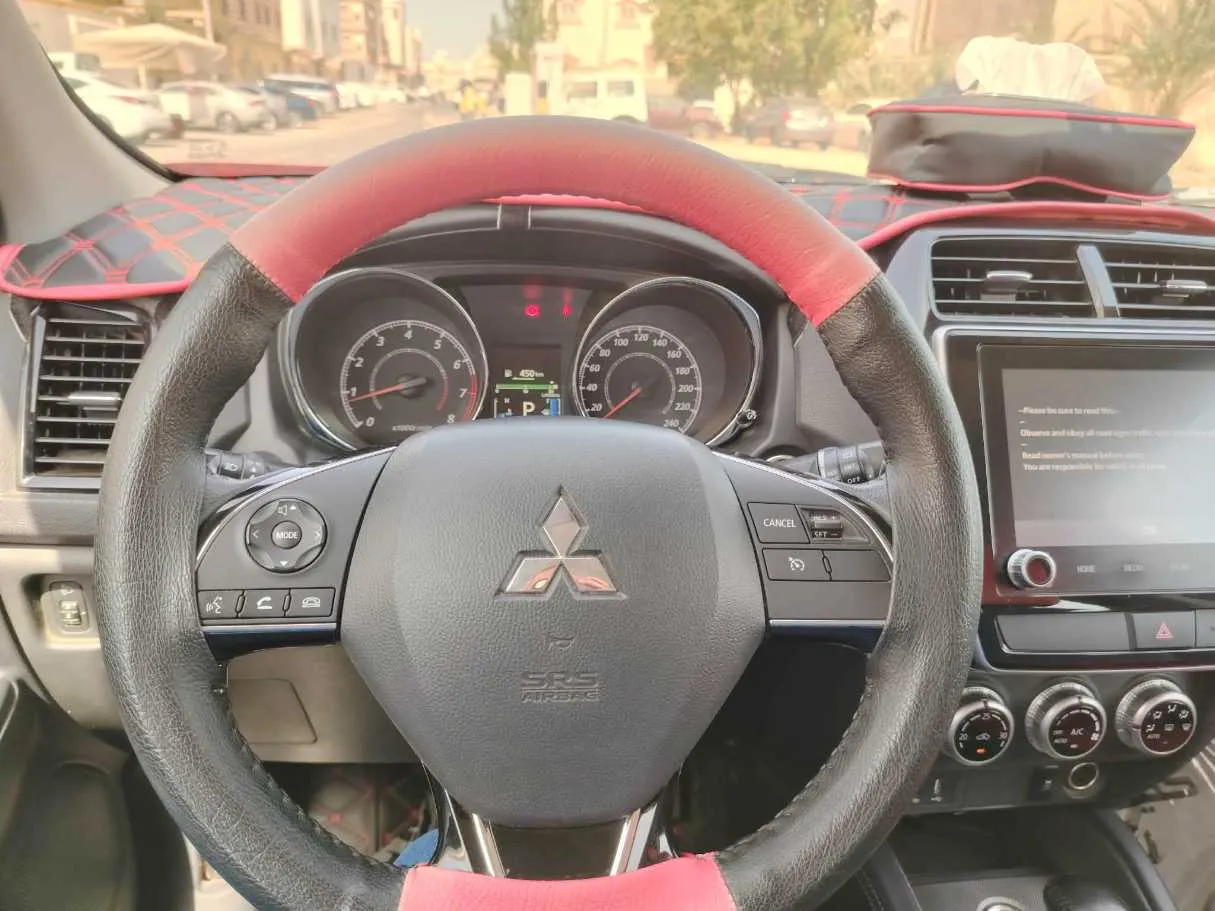 Car image 27