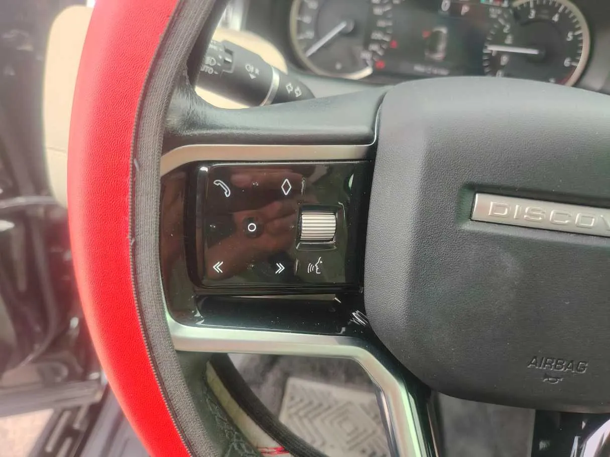 Car image 46