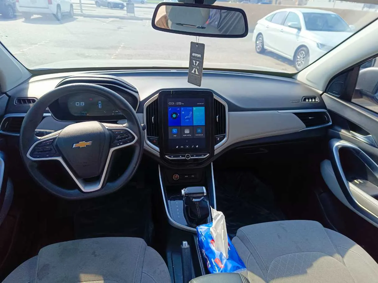 Car image 15