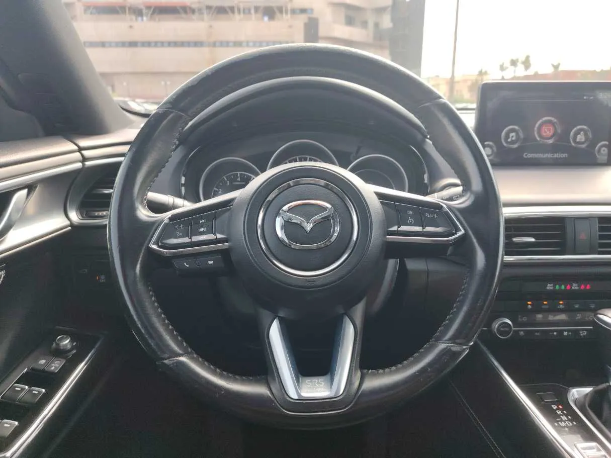 Car image 22