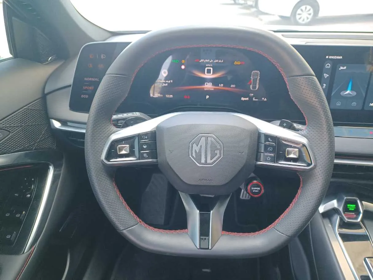 Car image 16