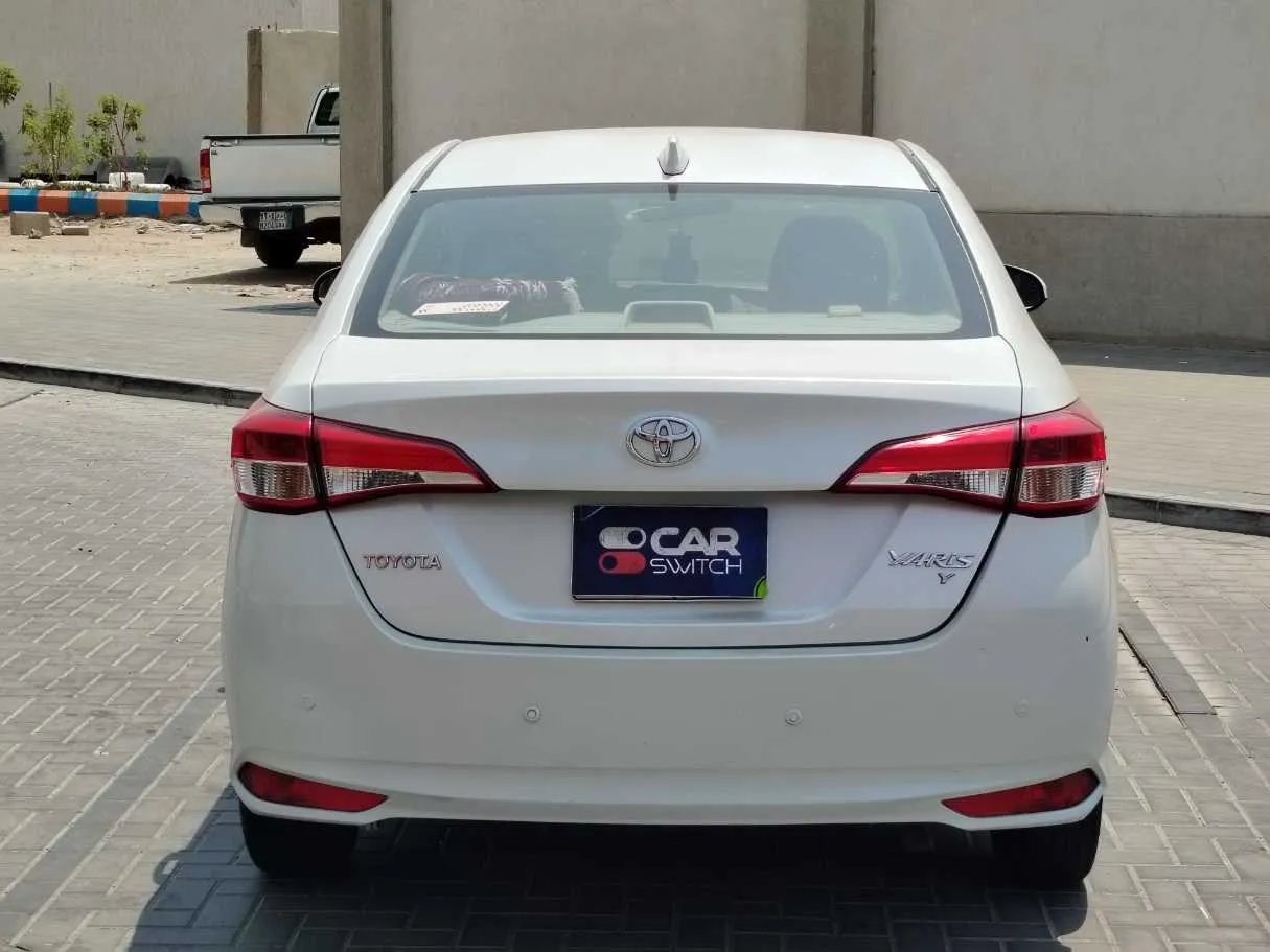 Car image 6