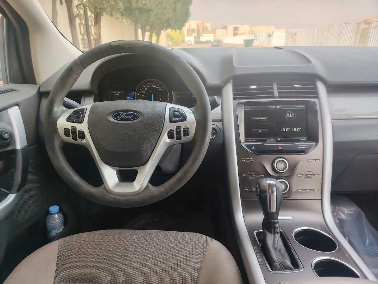 Car image 22