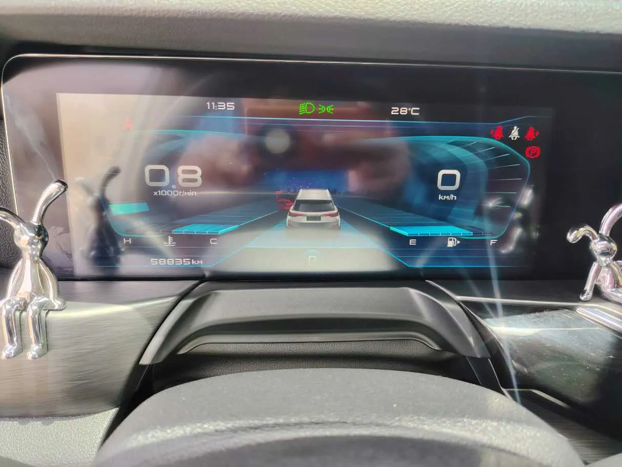 Car image 28