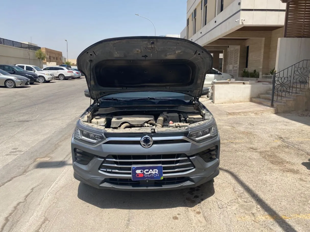 Car image 23