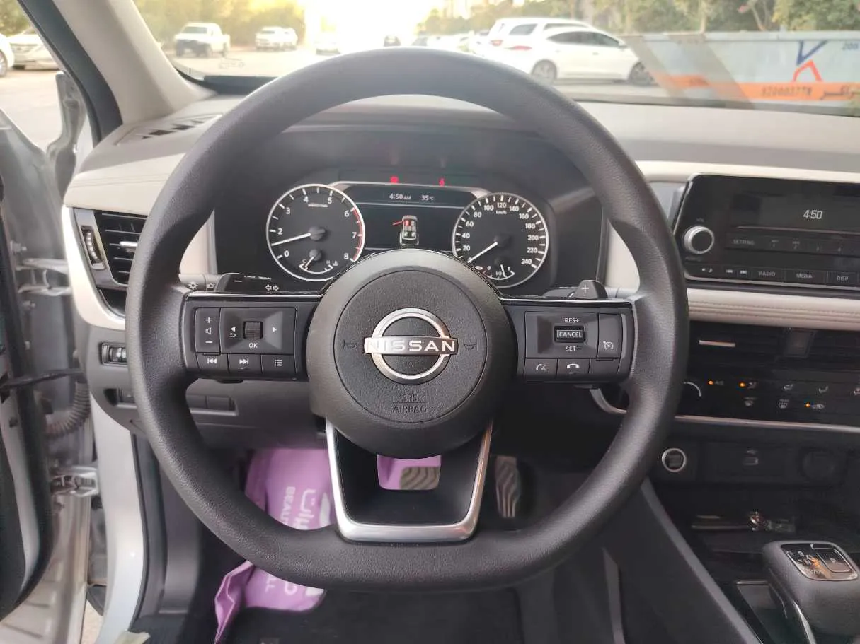 Car image 23