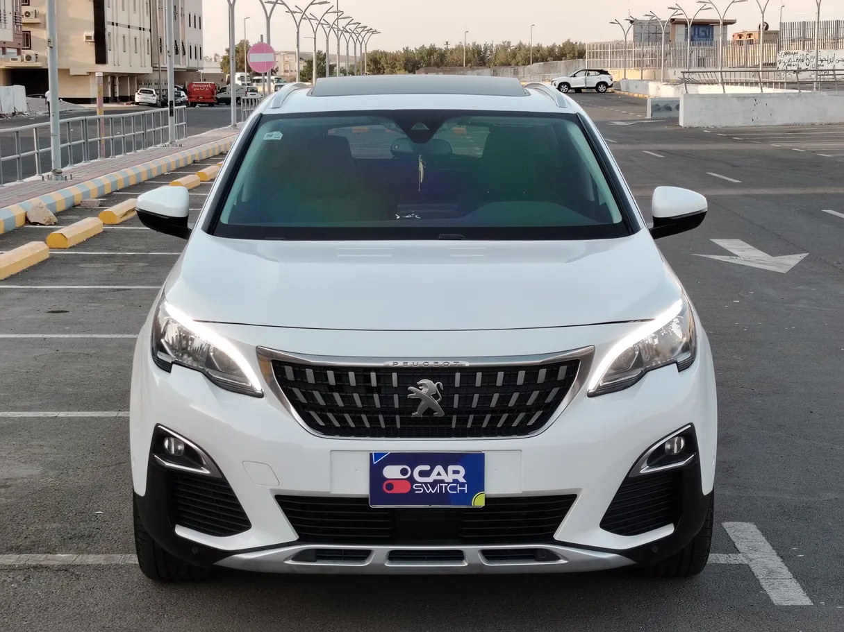 Car image 2