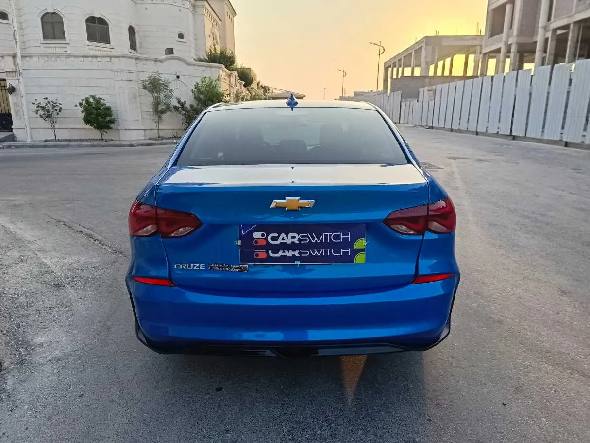 Car image 6